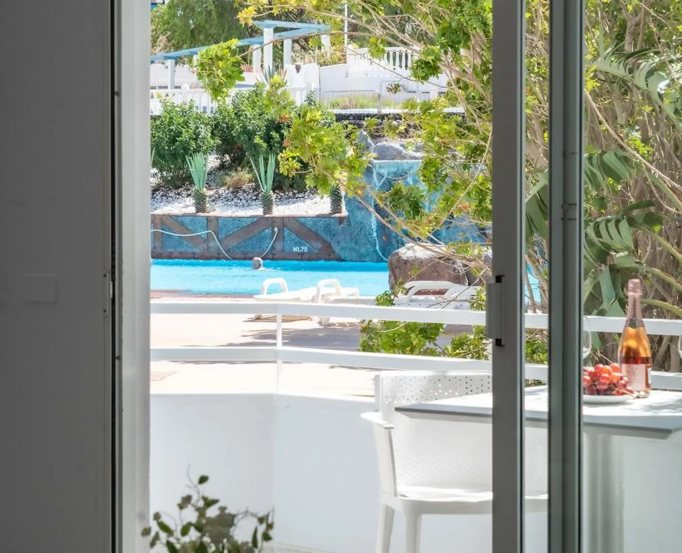 Retreat Oasis Studio Apartment San Miguel de Abona 0*,